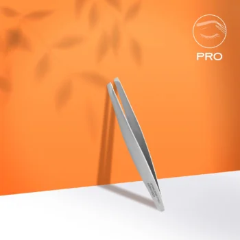 Pinça para sobrancelhas EXPERT 62 TYPE 4 (estreita oblíqua)