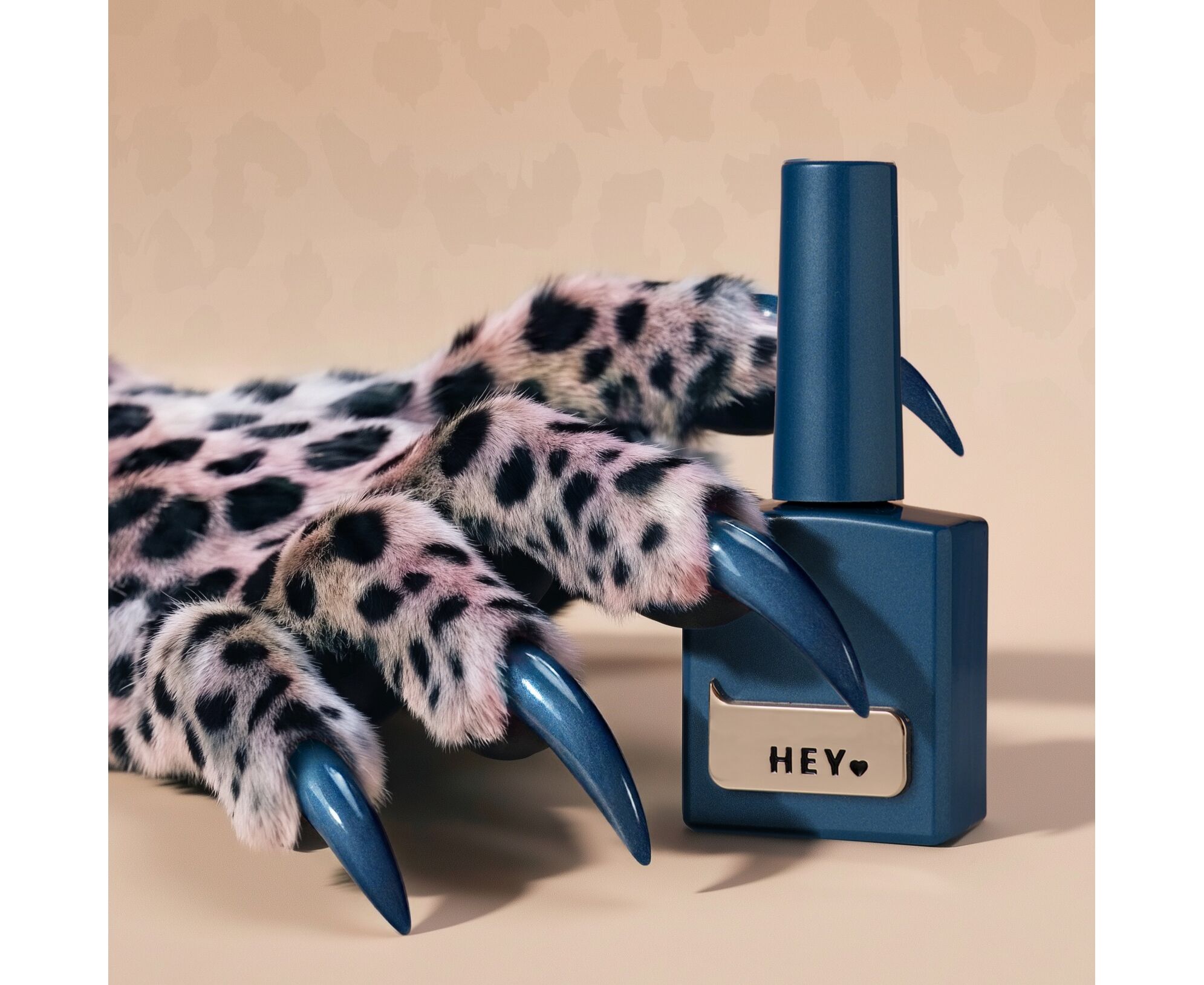 HEYLOVE Cat Eye Gel Polish Siam 15 ml – Cat Eye azul frio - Image 3