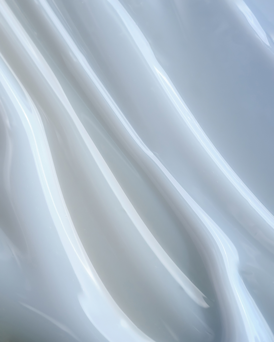 DARK ICONIC GEL 02 – Leitoso frio – 30 ml