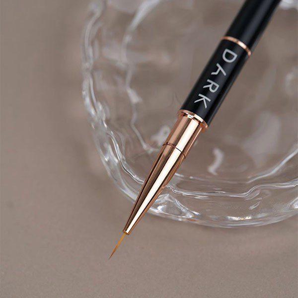 Pincel DARK Liner 10 mm