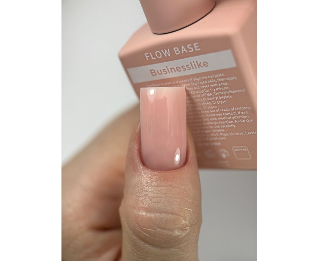 HEYLOVE FLOW BASE Businesslike, 15 ml – base camuflagem - Image 2