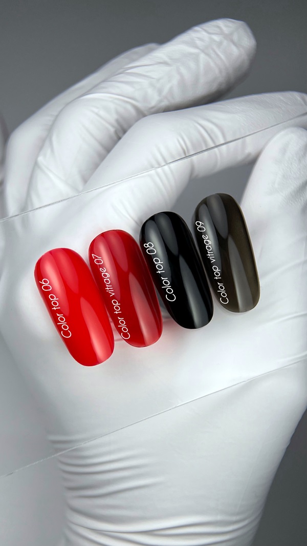 NAILSOFTHEDAY Color Top 08, 10 ml – top colorido preto - Image 2